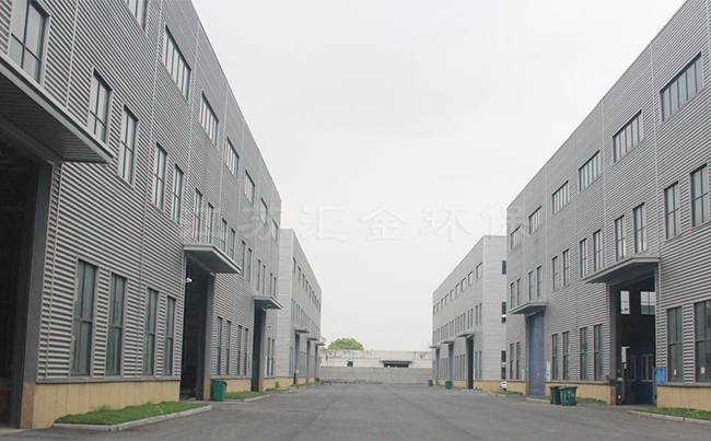 汇金环保移动喷漆房的使用事项与工作原理